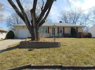 702 SW 18th St, Blue Springs, MO 64015