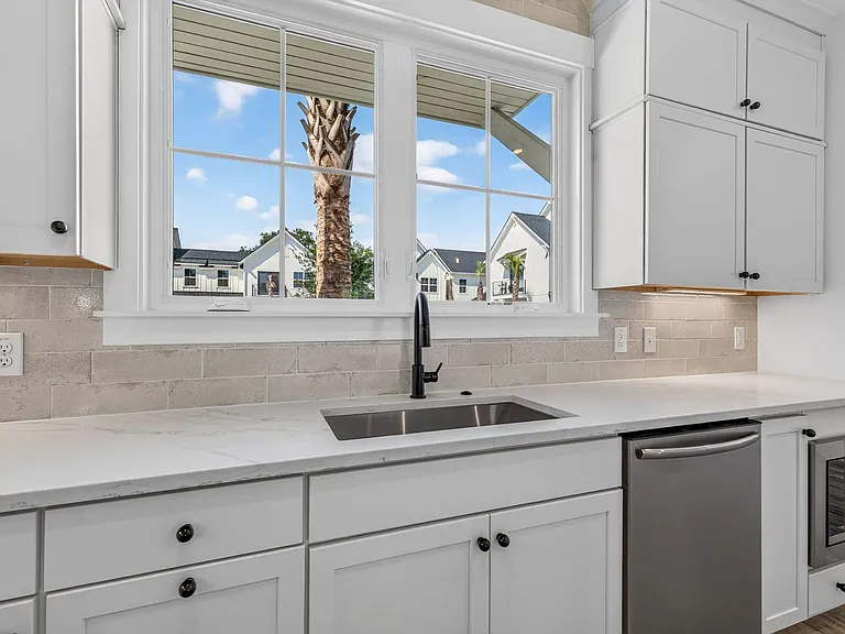 405 Oak Hammock Ct — Photo 11