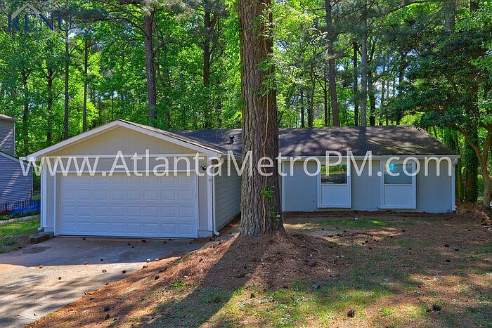 1st image of 5016 Rockborough Trl NW