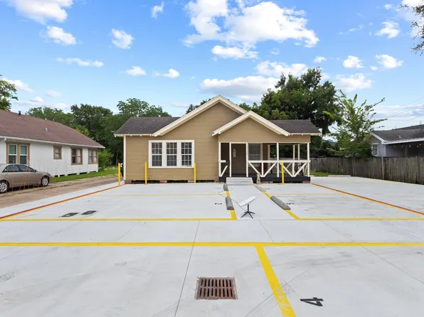1117 Marion St, Port Neches, TX 77651