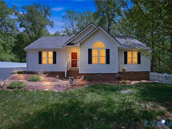 10068 Holly Rd, Mechanicsville, VA 23116