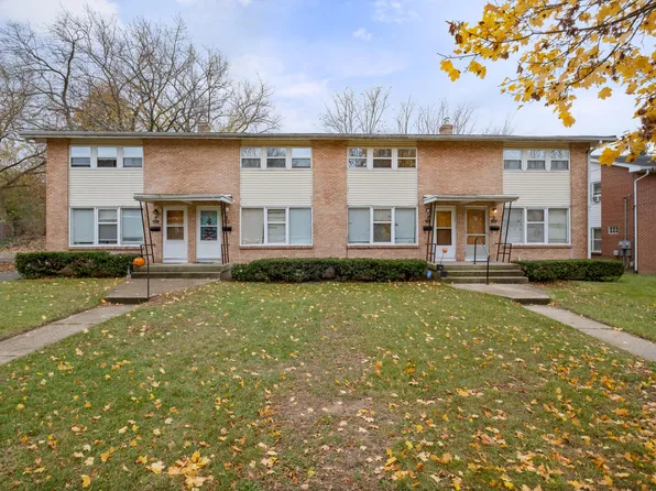 906 Carrier Creek Blvd NE, Grand Rapids, MI 49503