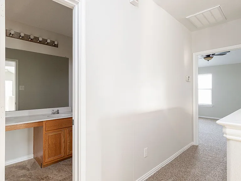 1509 Heron Dr — Photo 14