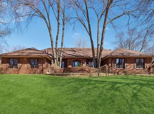 707 38th St, West Des Moines, IA 50265