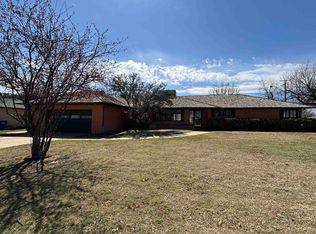 1825 Indian Dr, Enid, OK 73703