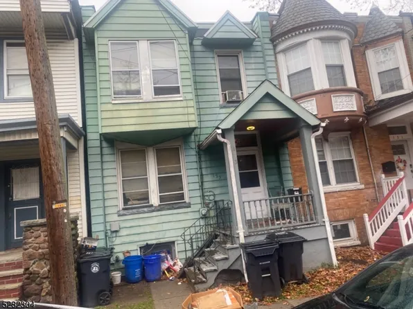 133 S 10Th St, Newark City, NJ 07107