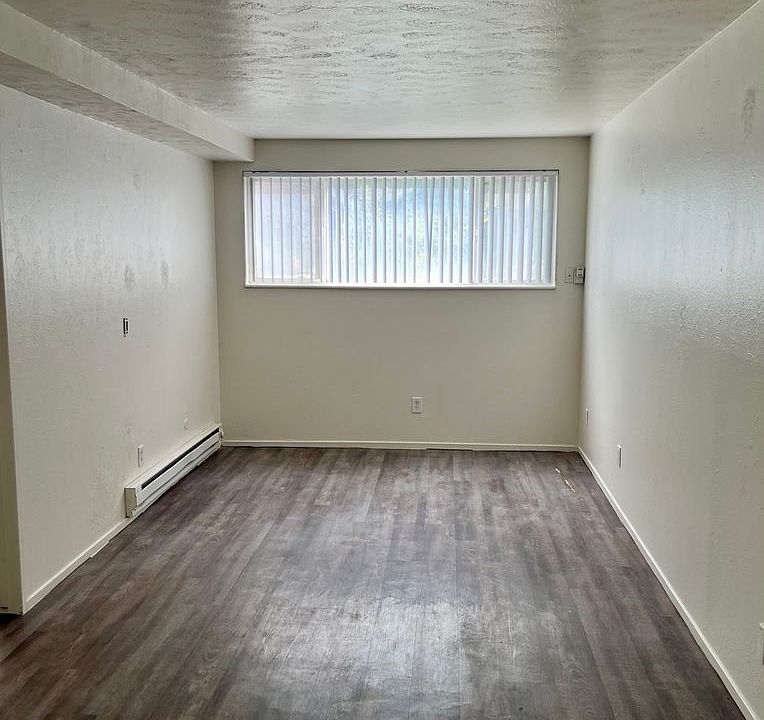 1st image of 475 E 600 S APT 11A
