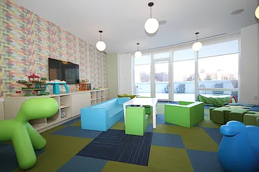 Rented by Red Apple Group