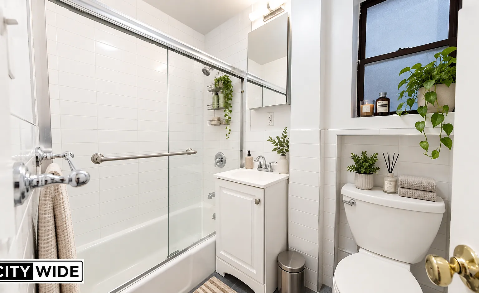 7 Saint Marks Place — Photo 4