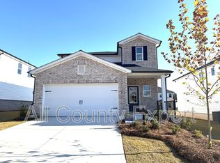 823 Misty Hollow Trl, Lawrenceville, GA 30045