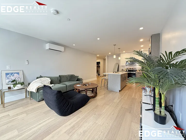 425 Market St #301 — Photo 7