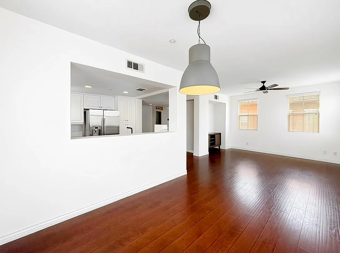 722 Castaway Cv — Photo 2