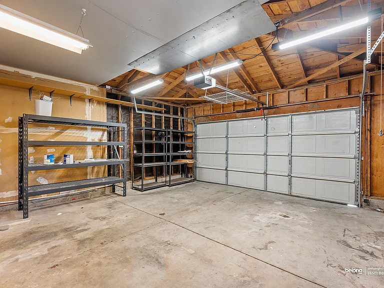 3661 Slopeview Dr — Photo 86