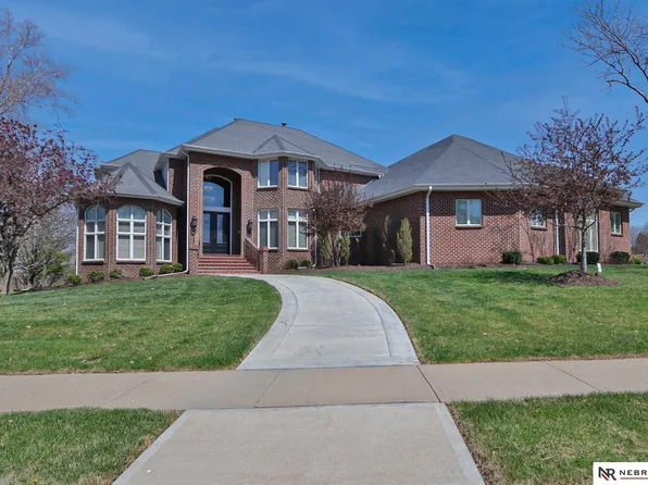 707 N 163rd Ave, Omaha, NE 68118