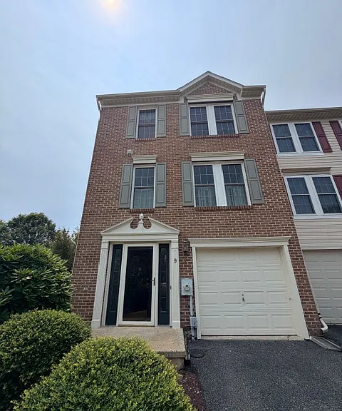 9 Inkberry Ct #1 — Photo 2