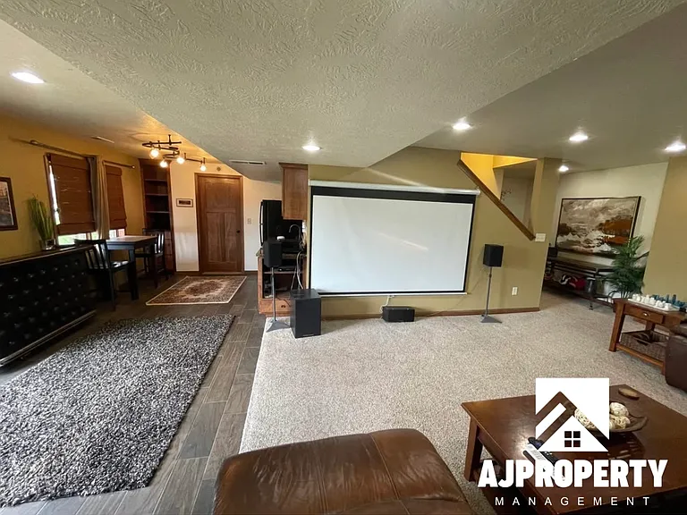 3105 S Dawley Cir — Photo 19