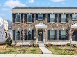 324 Fall Harvest Pkwy, Wentzville, MO 63385