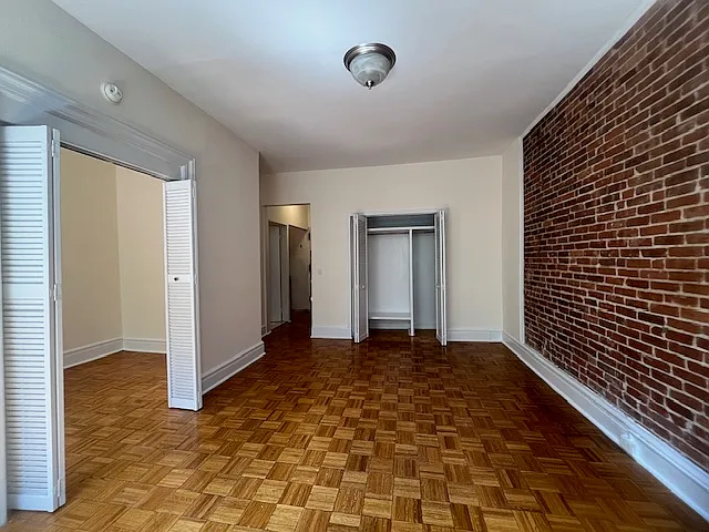 142 W 72nd St #5D — Photo 2