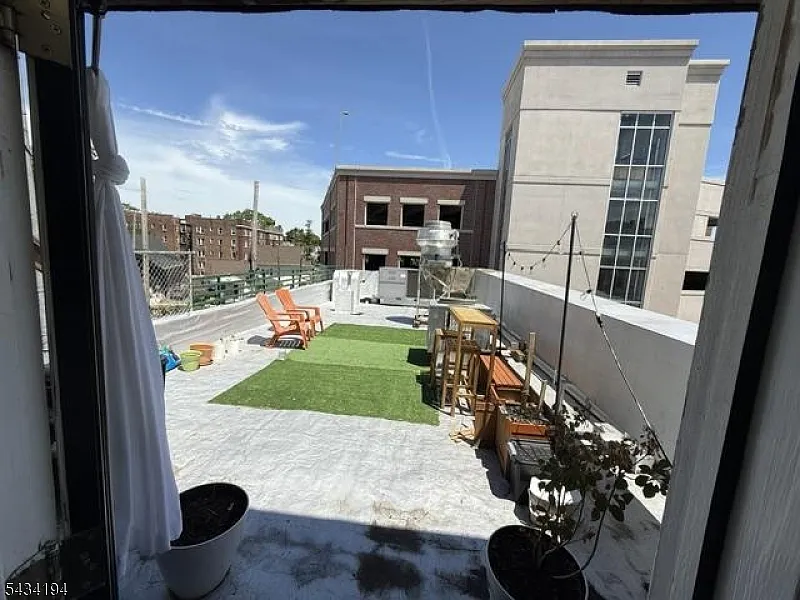 2 bed, 2.0 bath, $3,450 — Photo 1