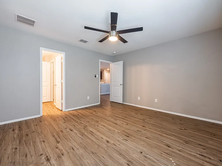 5661 McClelland St — Photo 25
