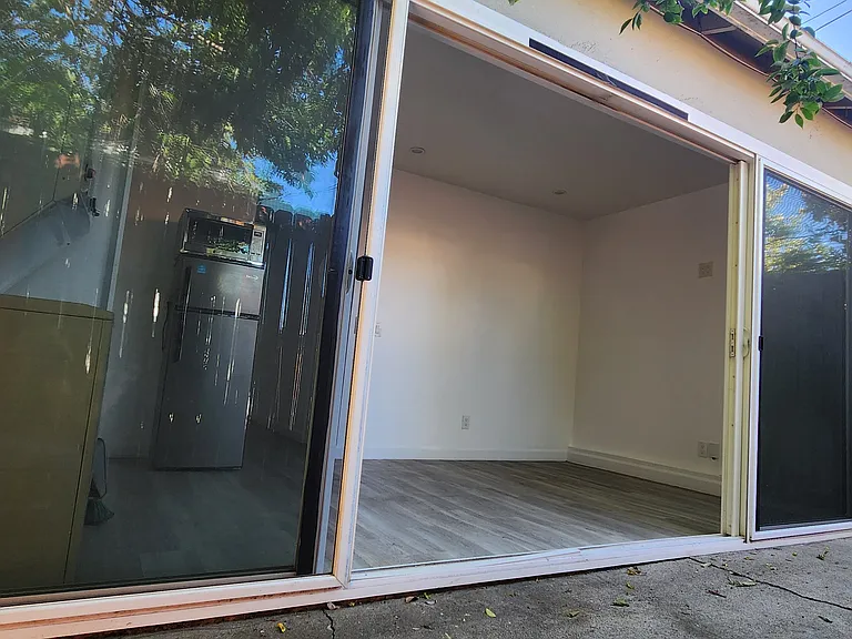 6231 Haas Ave — Photo 7