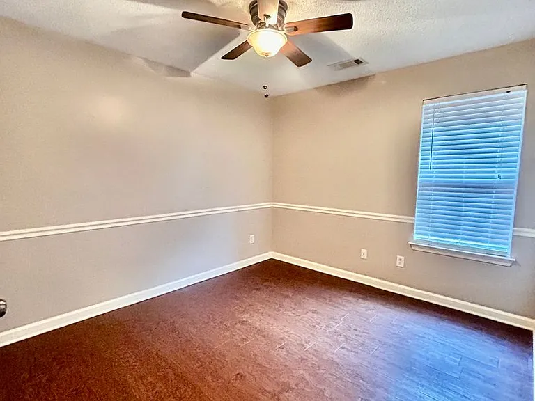 10188 Evening Hill Dr — Photo 3