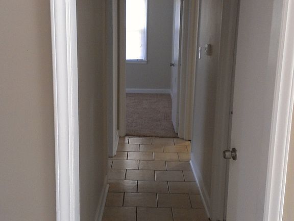 5th image of 2516 Elkwood Cres