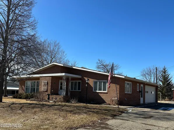 711 3rd Ave S, Clear Lake, SD 57226