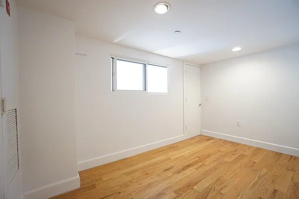 Rented by Rennit Inc. | media 22