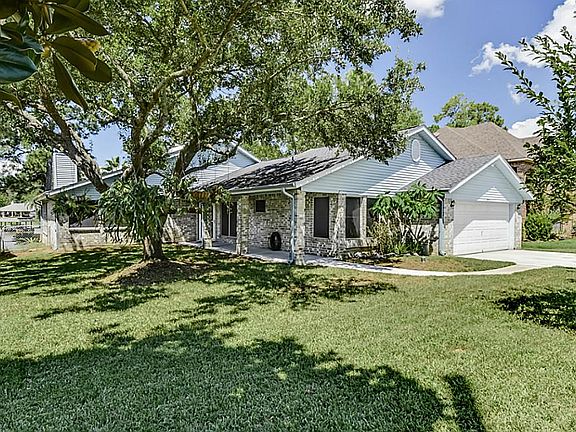 3rd image of 3418 Shore Side Dr