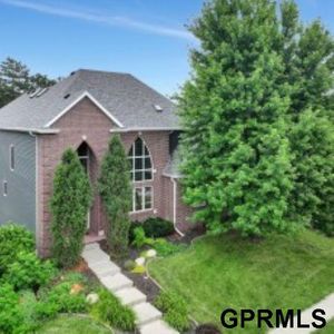 8340 Water Tower Ct, Lincoln, NE, 68516