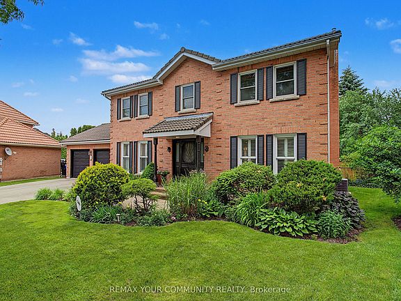 3rd image of 23 Cranberry Ln