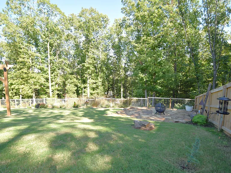 42 Tummell Dr — Photo 35