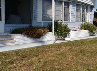 798 Pirates Rest Rd, North Fort Myers, FL 33917