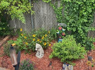 62 Hine St, West Haven, CT 06516