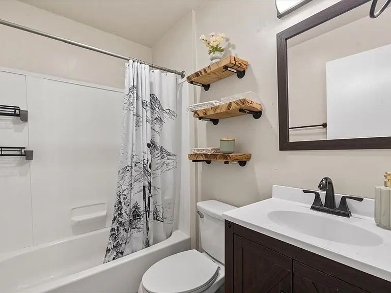 Upstairs Bathroom