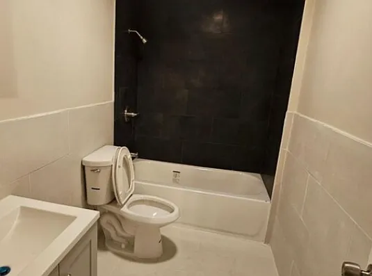 9 Circle Ave #1 — Photo 7