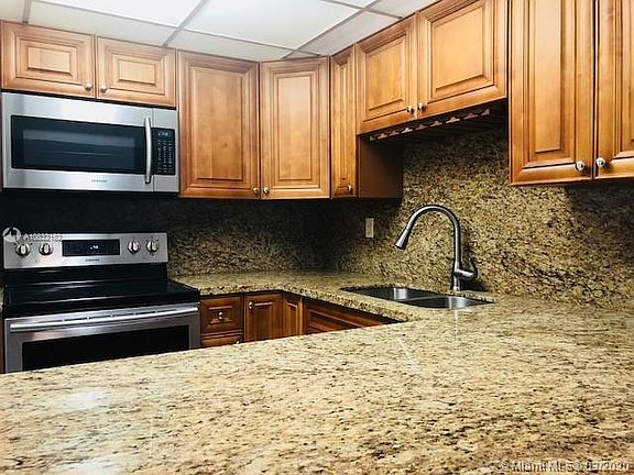 3rd image of 10090 NW 80th Ct APT 1444