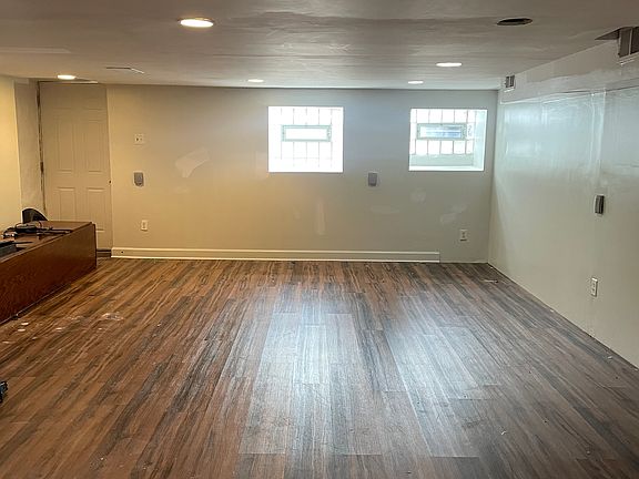 5th image of 4640 Sansom St #1B