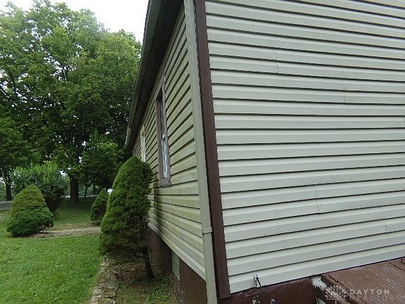 3rd image of 10371 Carlisle Pike