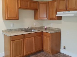 541 Zion St APT 3-S, Hartford, CT 06106