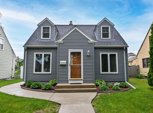 3131 S Burrell STREET, Milwaukee, WI 53207