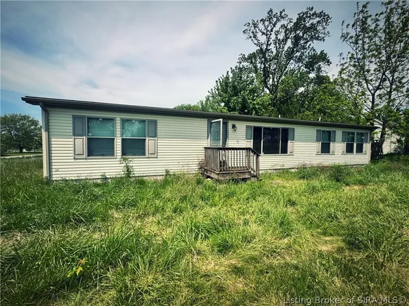 114 N Main Street, Campbellsburg, IN 47108