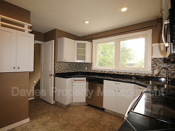 3rd image of 12203 149th Ave NW