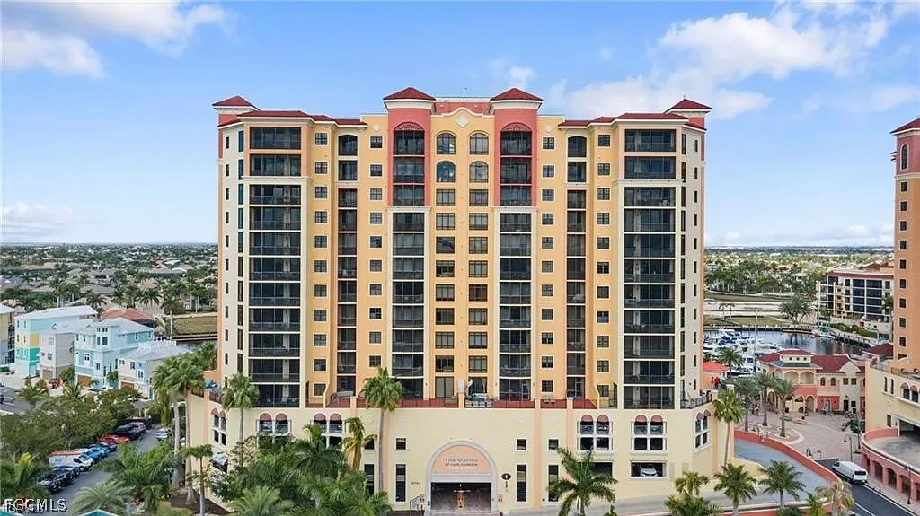 2 bed, 2.0 bath, 1393 sqft, $4,500 — Photo 1