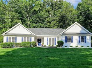 672 Pennybrook Ln, Stone Mountain, GA 30087