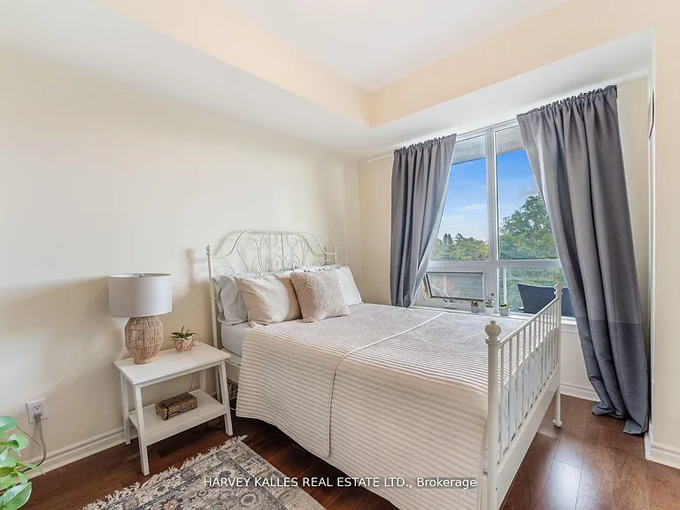 3865 Lake Shore Blvd W #421 — Photo 14