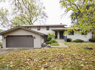 145 W Francis Rd, New Lenox, IL 60451