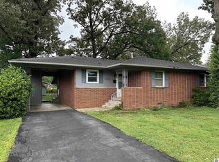 2425 Harrison St, Paducah, KY 42001
