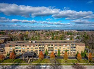 25805 Fairmount Blvd APT 305, Beachwood, OH
